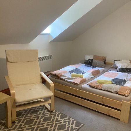 Appartement Apartman Restaurace Praha à Jetřichovice Extérieur photo
